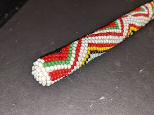 lot 14 image: RARE Native American Beaded Fly Whisk