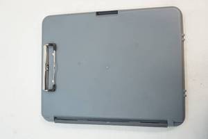 lot 22 image: clipboard