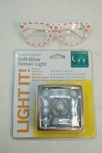 lot 26 image: light