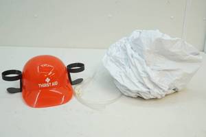 lot 28 image: inflatable cooler