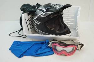 lot 33 image: helmet