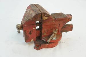 lot 96 image: vice grip