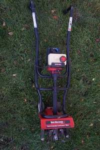 lot 110 image: garden cultivator