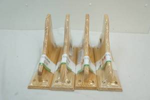 lot 123 image: brackets