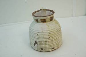 lot 135 image: stoneware jar