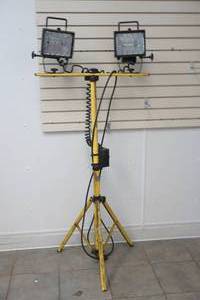 lot 192 image: Work light