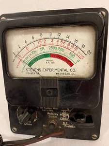 lot 115 image: Vintage Stevens Experimental Company Meter