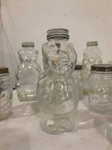 lot 158 image: Vintage Glass Banks and Jars