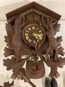 lot 180 image: German Hunting Cookoo Clock