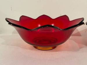 lot 193 image: Vintage Ruby Red Glassware