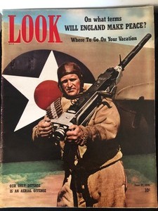 lot 276 image: 4 Vintage Magazines