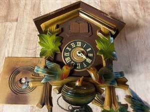 lot 219 image: Musical Coo Coo Clock Made in Germany