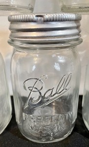 lot 345 image: 12 Ball Jars
