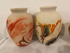 lot 375 image: Nemadji Pottery Lot
