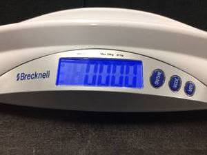 lot 16 image: BRECKNELL BABY SCALE - EXCELLENT WORKING CONDITION