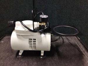 lot 17 image: EVO SUCTION ASPIRATOR PUMP WITH ASHCROFT VACUUM GAGE - GREAT WORKING CONDITION