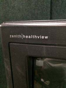 lot 34 image: 1999 Zenith Healthview Medical Grade Television TV - Great For Gaming Etc Great Working Condition