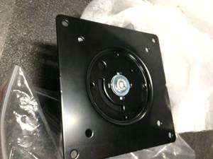 lot 35 image: New In Box Ergotron Arm