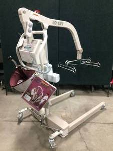 MSRP $6500 MCKESSON EZ WAY Easy Way Battery Powered Electric EZ Lift 600 lb Capacity Patient Loved One Transfer Lift With BATTERY, CHARGER, SLING &amp SCALE - GREAT WORKING CONDITION