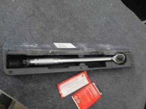 powerbuilt torque wrench open box ...