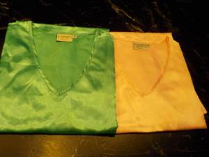 lot 95 image: Set of 2 Satin Nightshirts size 1X...