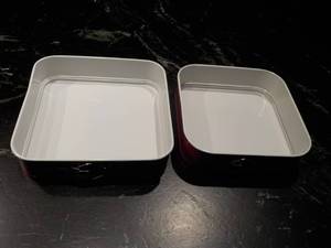 lot 100 image: Spring Form 8 and 9 Square Cake Pa...