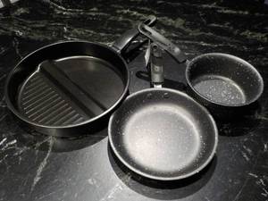 lot 109 image: 3 pc Cookware...