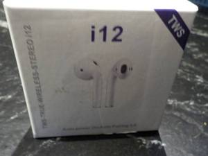lot 135 image: True Wireless Stereo i12...