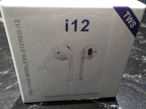 lot 136 image: True Wireless Stereo i12...