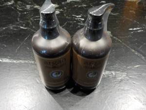 lot 142 image: 2 Bottles Argan Diabella Shampoo an...