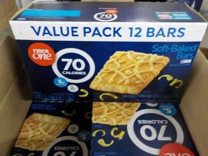 lot 262 image: 4 Cases Fiber One Lemon Bars...
