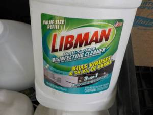 lot 265 image: 4 Gallon Jugs Libman Disinfecting C...