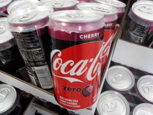 lot 287 image: 2 Cases Coca Cola Cherry Zero Sugar...