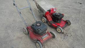 Lot of 2 hand mowers