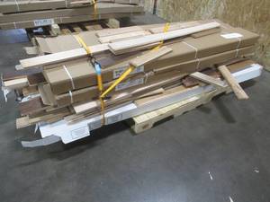 lot 103 image: WHOLESALE MIXED PALLET OF MISCELLANEOUS HARDWOOD FLOORING