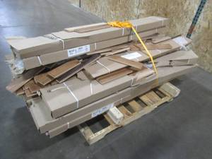 lot 104 image: WHOLESALE MIXED PALLET OF MISCELLANEOUS HARDWOOD FLOORING