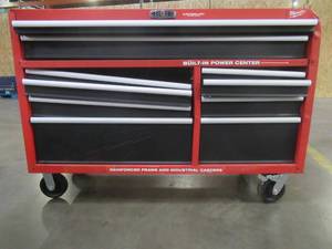 lot 135 image: Milwaukee High Capacity 56 in. 10-Drawer Roller Cabinet Tool Chest, 48-22-8557 - Damaged - For PartsRestore