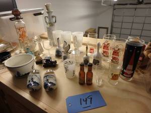 Box of Small Glass Items
