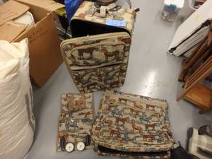 Three Horse BagsSuitcase