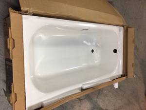 Bootz Maui NexTile 30 in. x 60 in. x 76.5 in. Standard Fit Alcove Bath and Shower Kit with Right-Hand Drain in White open box see pictures