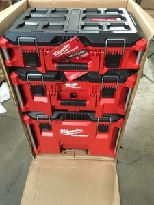Milwaukee PACKOUT 22 in. Modular Tool Box Storage System Open box customer returned