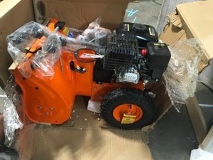 YARDMAX 22 in. 2-Stage Gas Snow Blower Open box customer returned