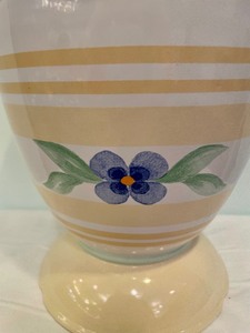 Summer Breeze Waste Basket