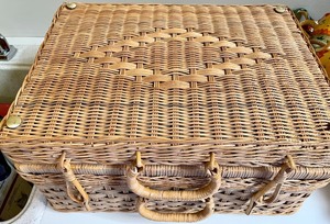Picnic Basket with Settings for Four