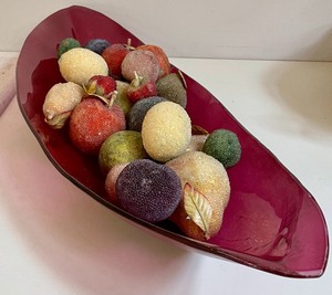 Neat Art Glass Bowl with Shimmery Fruit
