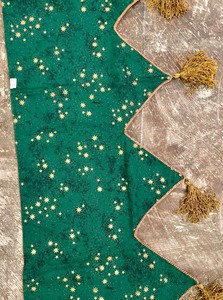 Reversible Runners and a Tree Skirt