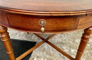Hekman Furniture Company Table