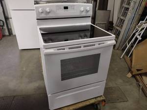 lot 4 image: Ikea Model IES360GW0 304.223.53 30...