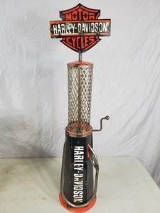 lot 18 image: Recycled Metal Harley Davidson Gas Pump
