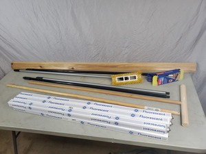 lot 62 image: New Light Bulbs, Deck Scrub Brushes, Long Handles, Etc